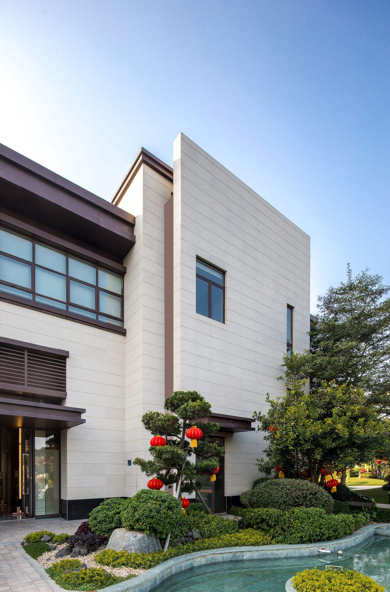 【From Texture to Performance: Stone Aesthetics Without Traditional Limitations】