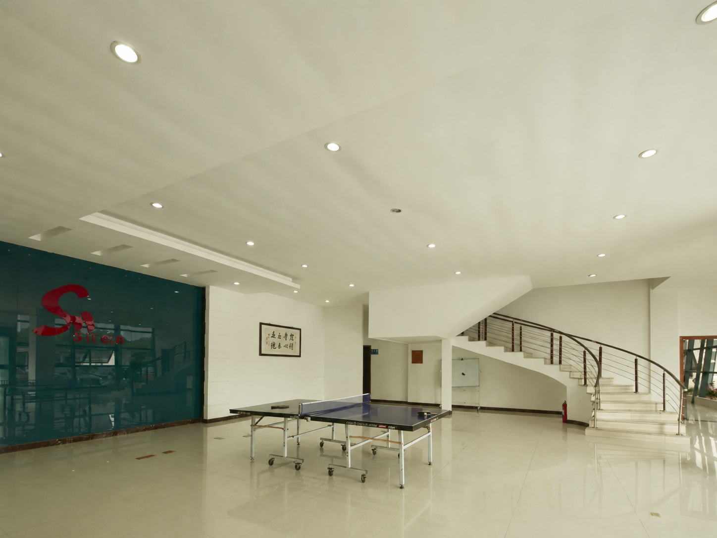 Shenhong team in the office recreational space